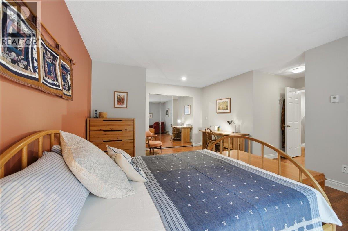 63 181 RAVINE DRIVE, Port Moody