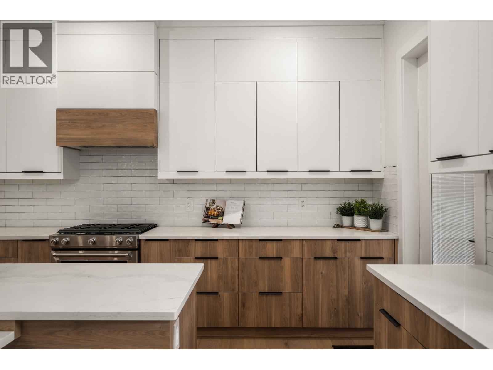 104 941 DANSEY AVENUE, Coquitlam