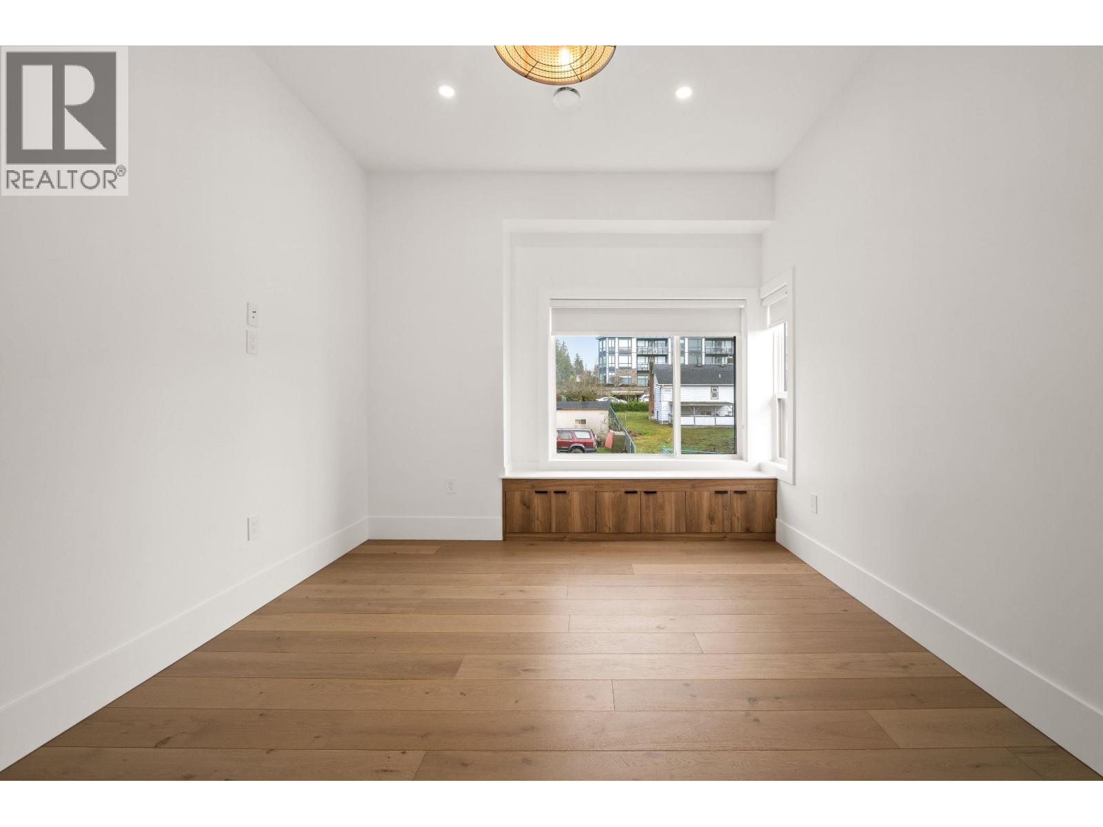 104 941 DANSEY AVENUE, Coquitlam