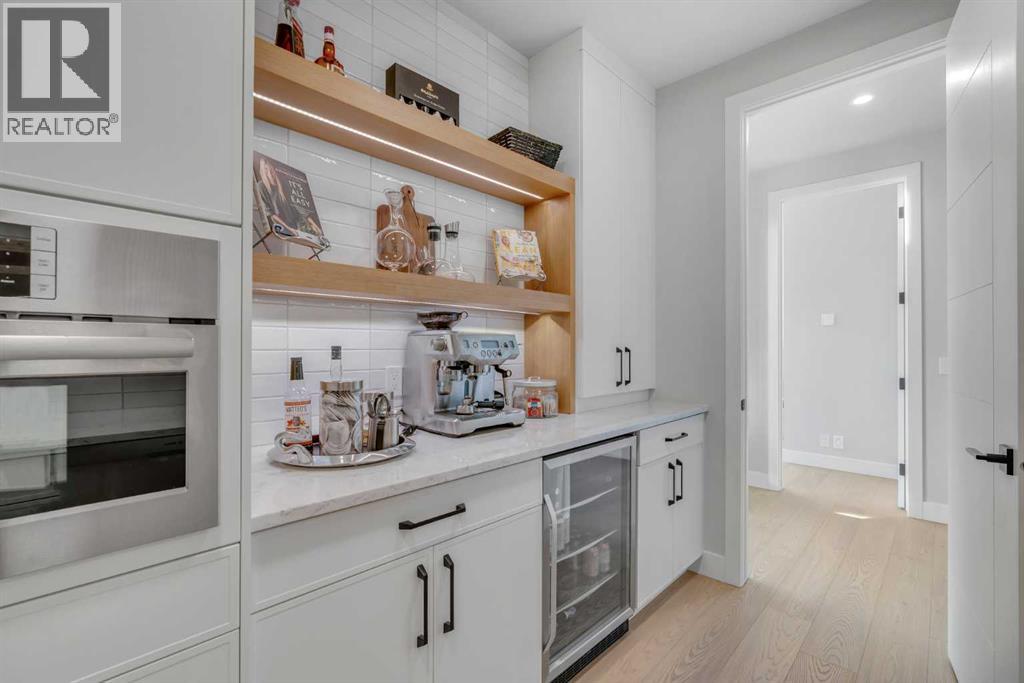 Single Family House for Sale in  Elkton Close SW Springbank Hill Calgary 