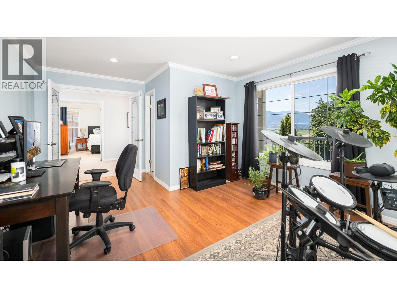 1506 1ST Avenue NW, Creston