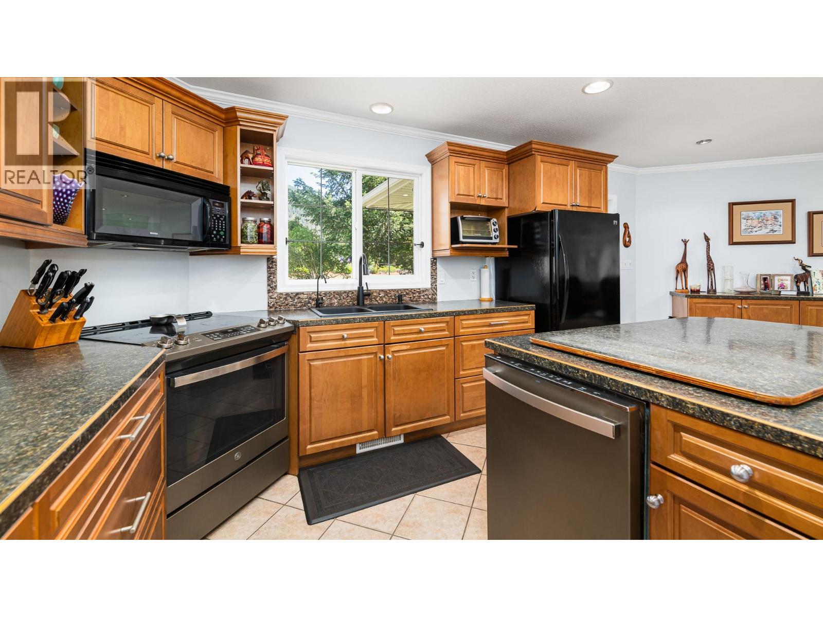 1506 1ST Avenue NW, Creston