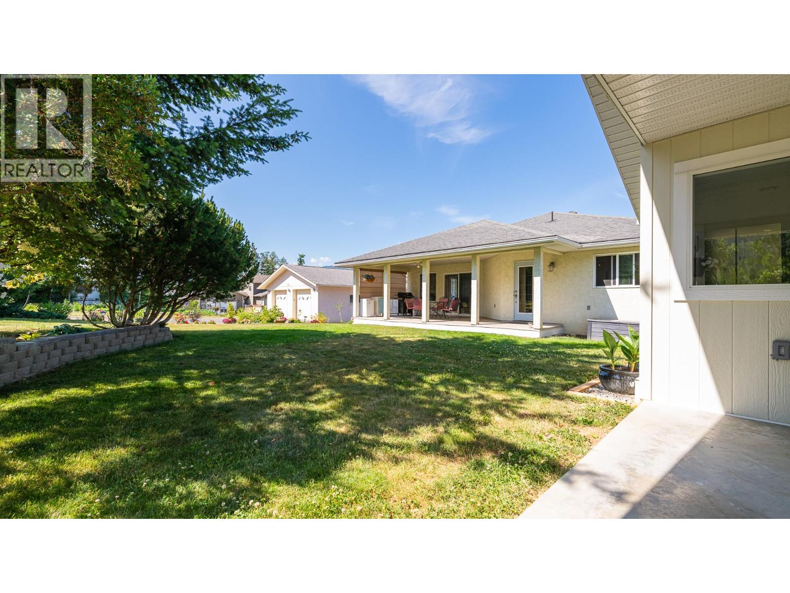 1506 1ST Avenue NW, Creston