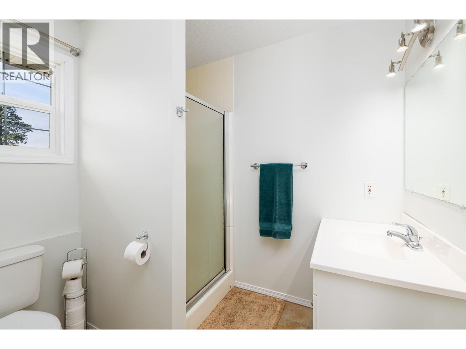 1506 1ST Avenue NW, Creston