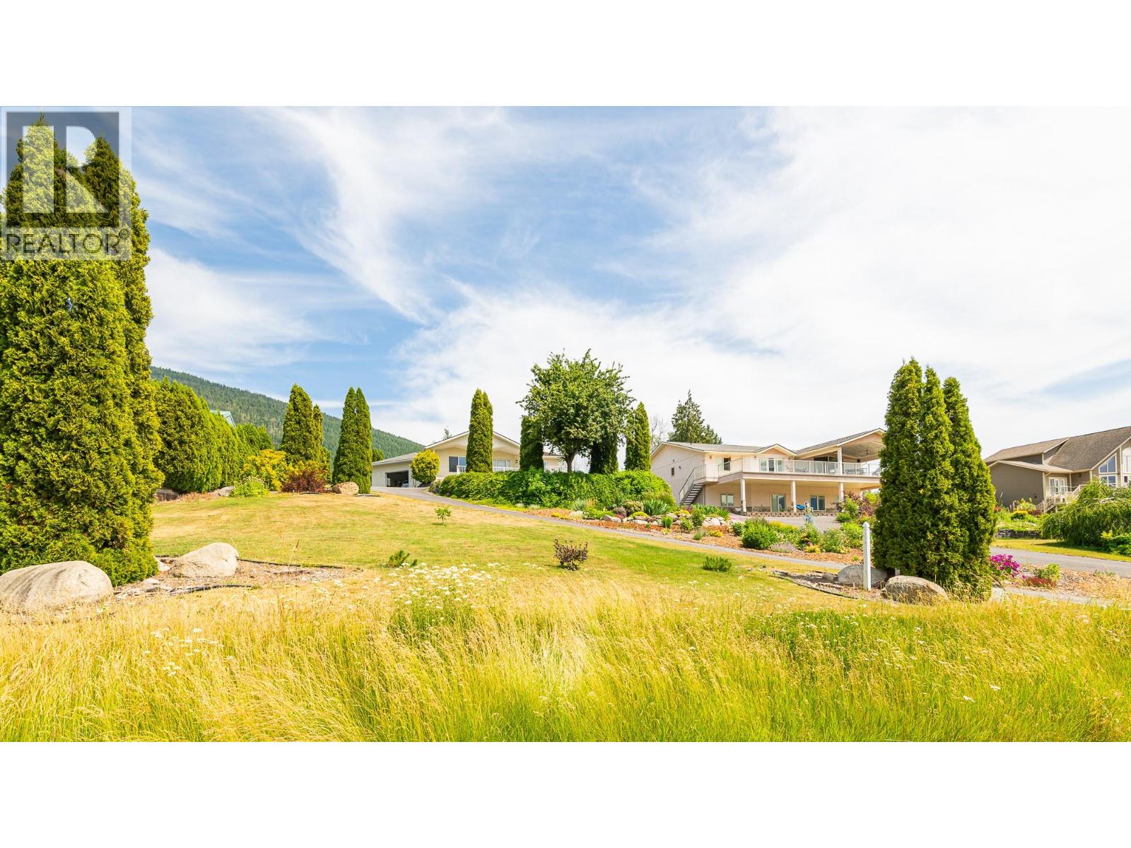 1506 1ST Avenue NW, Creston