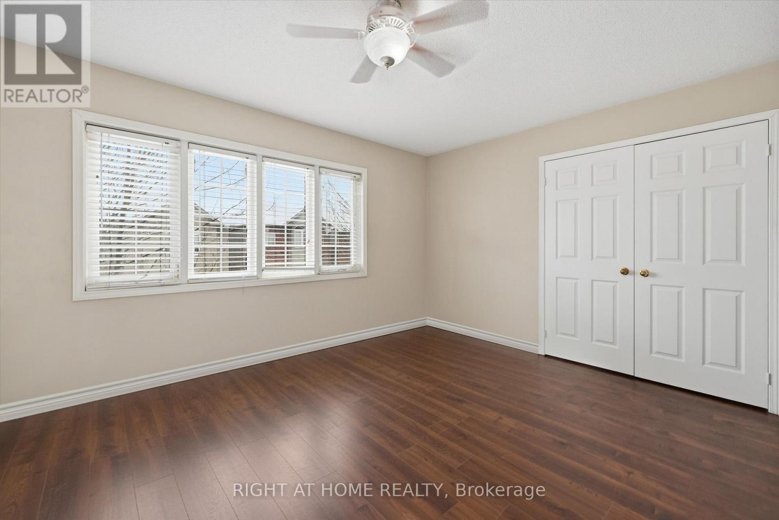 32 – 5110 FAIRVIEW STREET,Burlington (Appleby),,