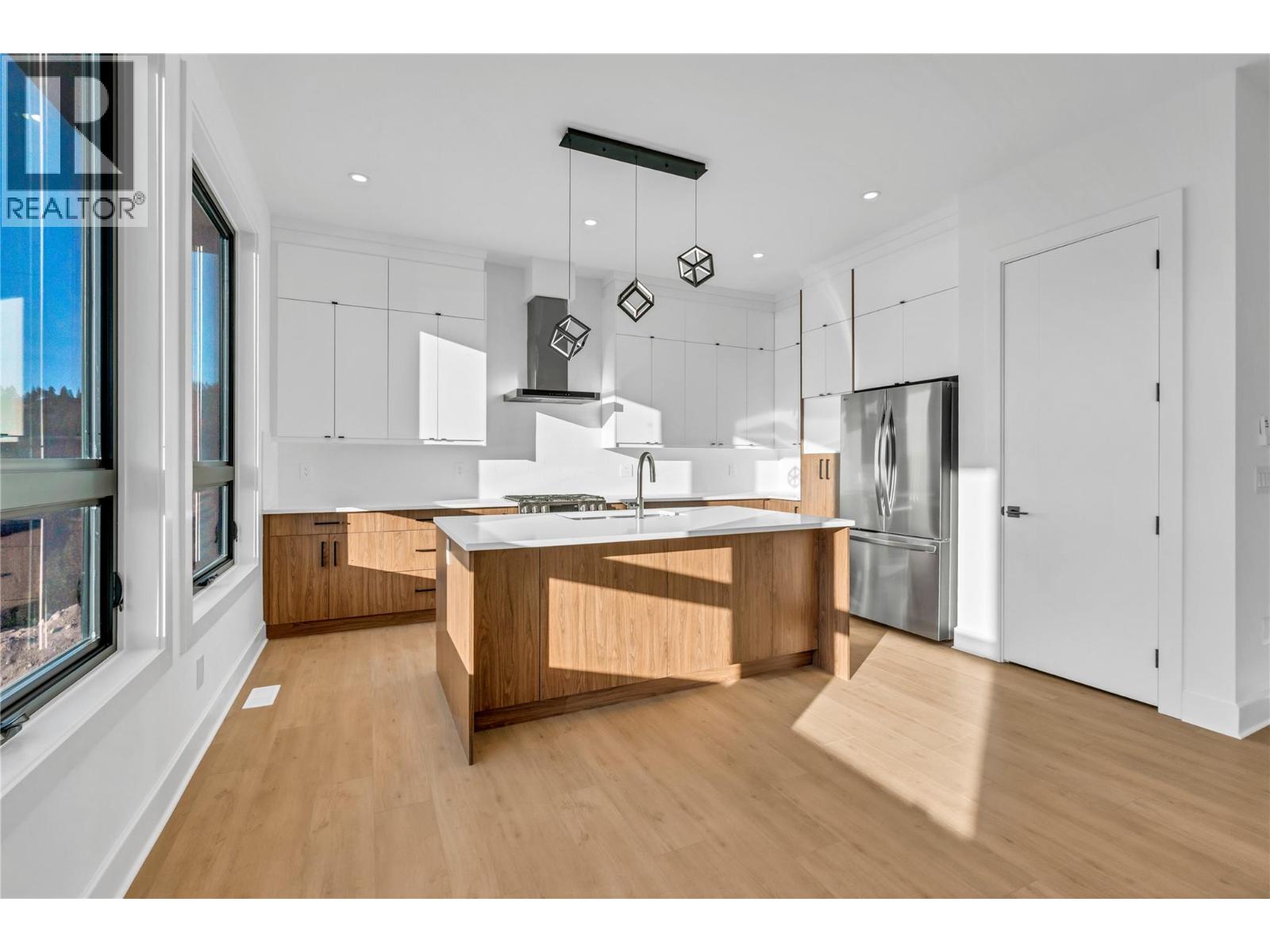  1077 Antler Drive, Penticton