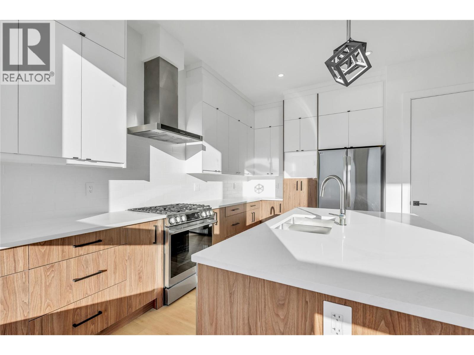  1077 Antler Drive, Penticton