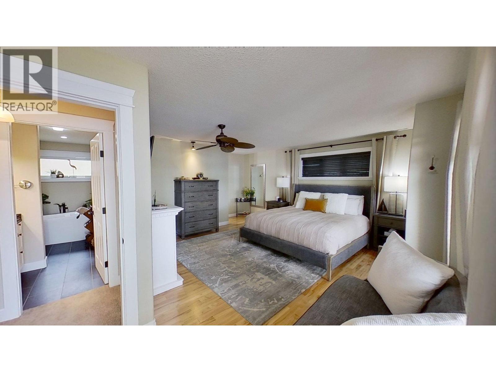 13775 GOLF COURSE ROAD, Charlie Lake