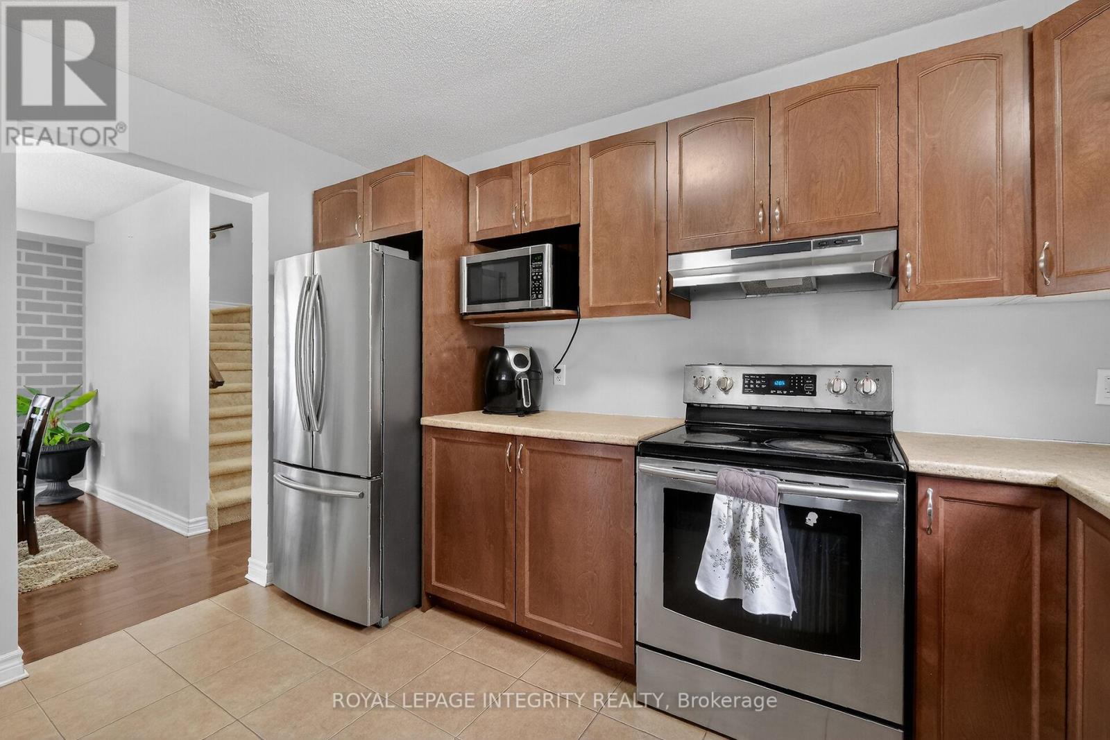 281 STERLING AVENUE — photo 21