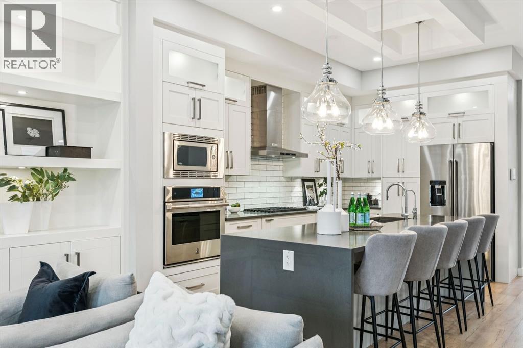 Single Family House for Sale in   Avenue NW Parkdale Calgary 