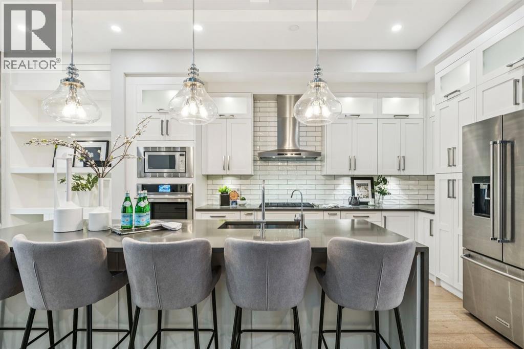 Single Family House for Sale in   Avenue NW Parkdale Calgary 