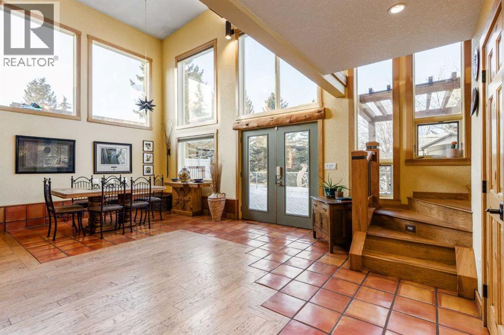 Single Family House 4 Level for Sale in  Viceroy Drive NW Varsity Calgary 