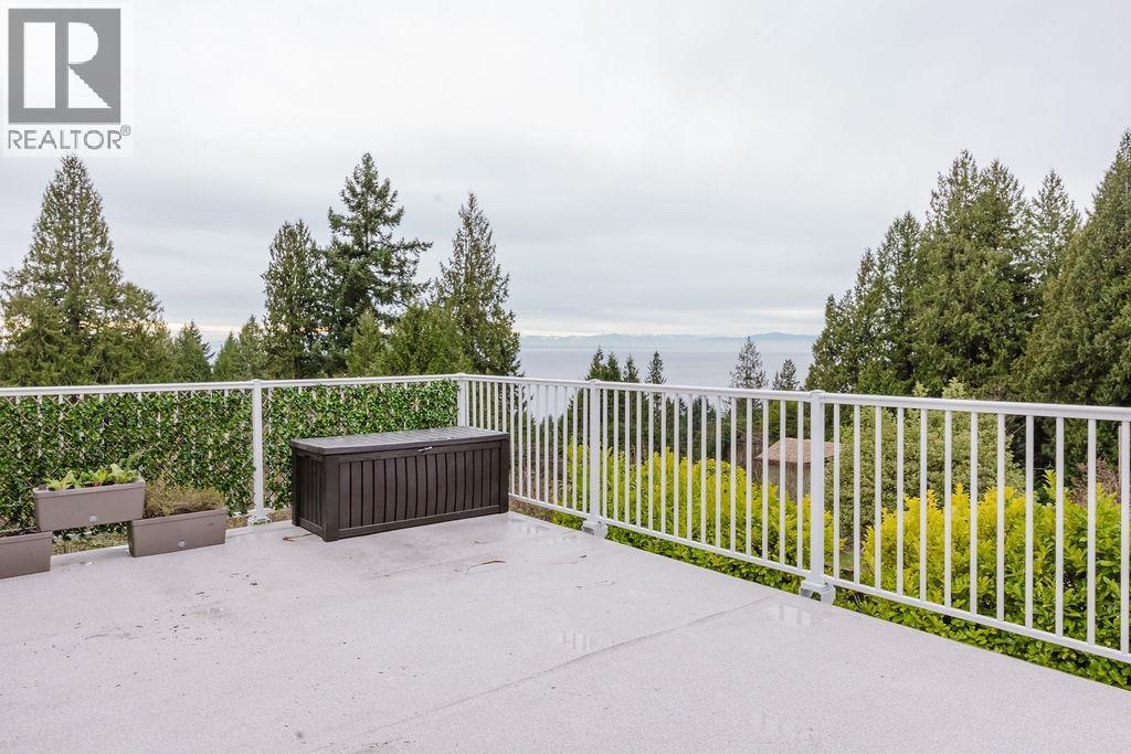 1405 VELVET ROAD, Gibsons
