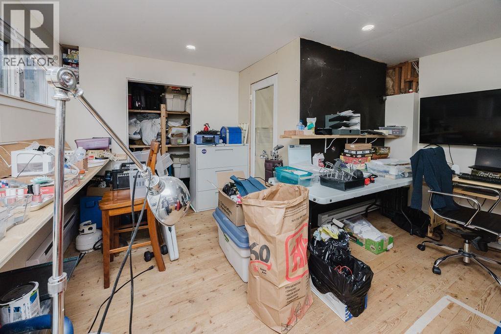 1405 VELVET ROAD, Gibsons