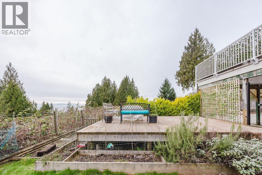 1405 VELVET ROAD, Gibsons