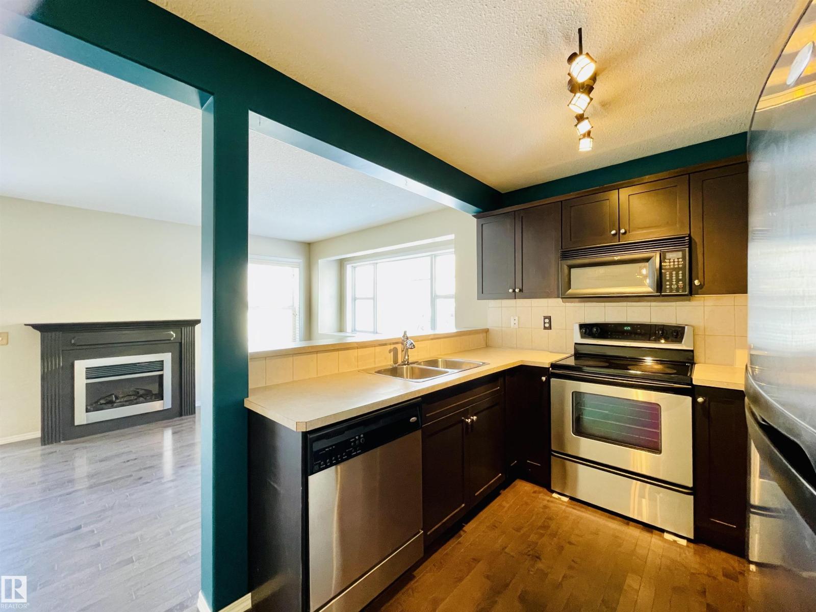 
          78 230 EDWARDS Drive SW
            <br/>
            <span>Edmonton</span>
            , 
            <span>AB</span>
             <span>T6X1G7</span>
        