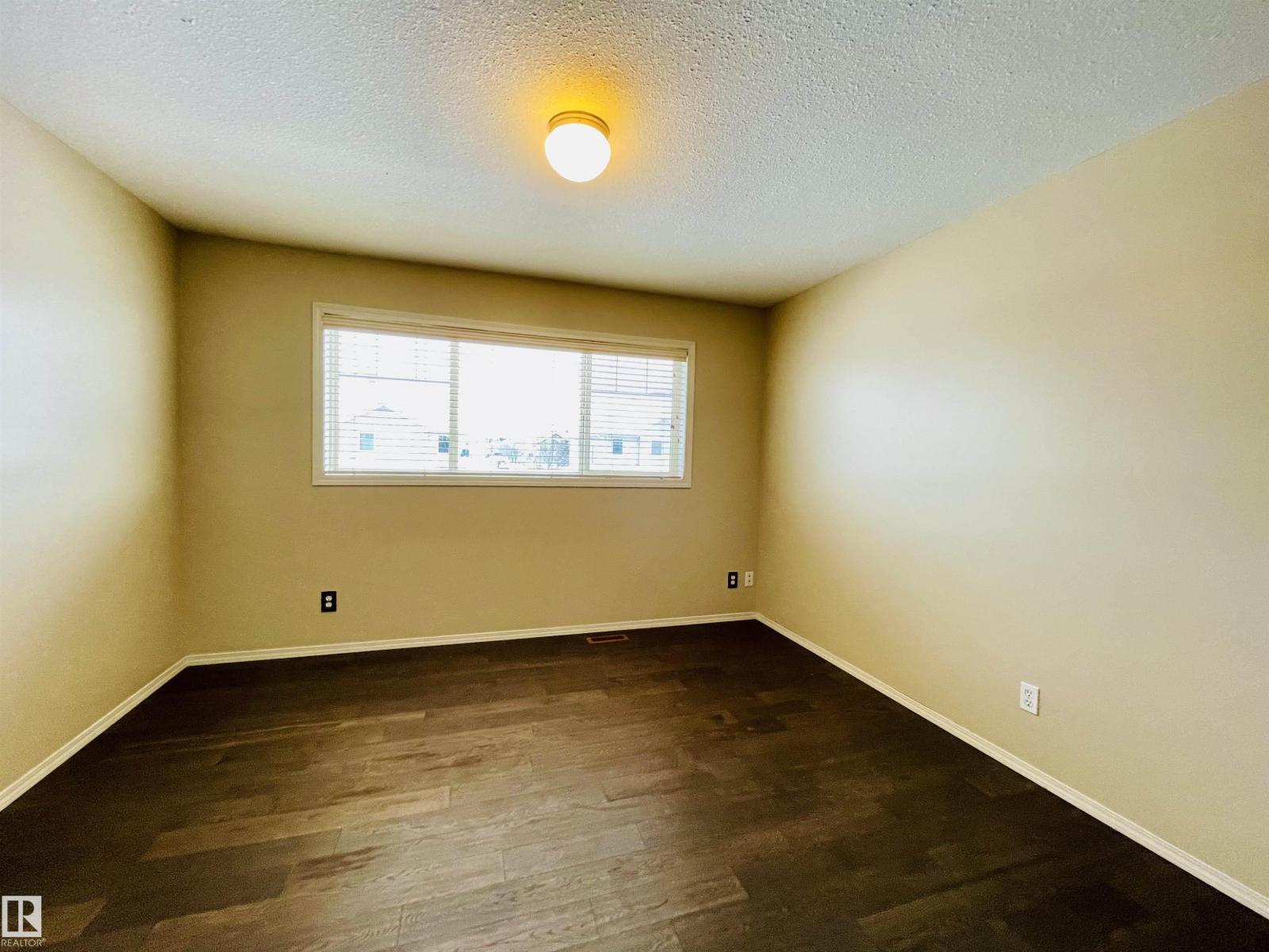 
          78 230 EDWARDS Drive SW
            <br/>
            <span>Edmonton</span>
            , 
            <span>AB</span>
             <span>T6X1G7</span>
         - Photo 34