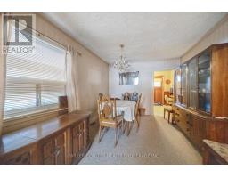 Bathroom - 26 Larchmount Avenue, Toronto, ON M4M2Y7 Photo 7