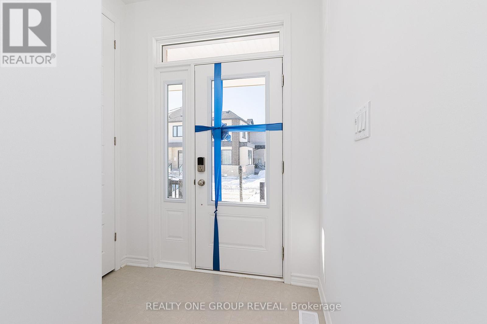 3515 BRICKYARD DRIVE - Photo 2 of 32, Pickering, Ontario