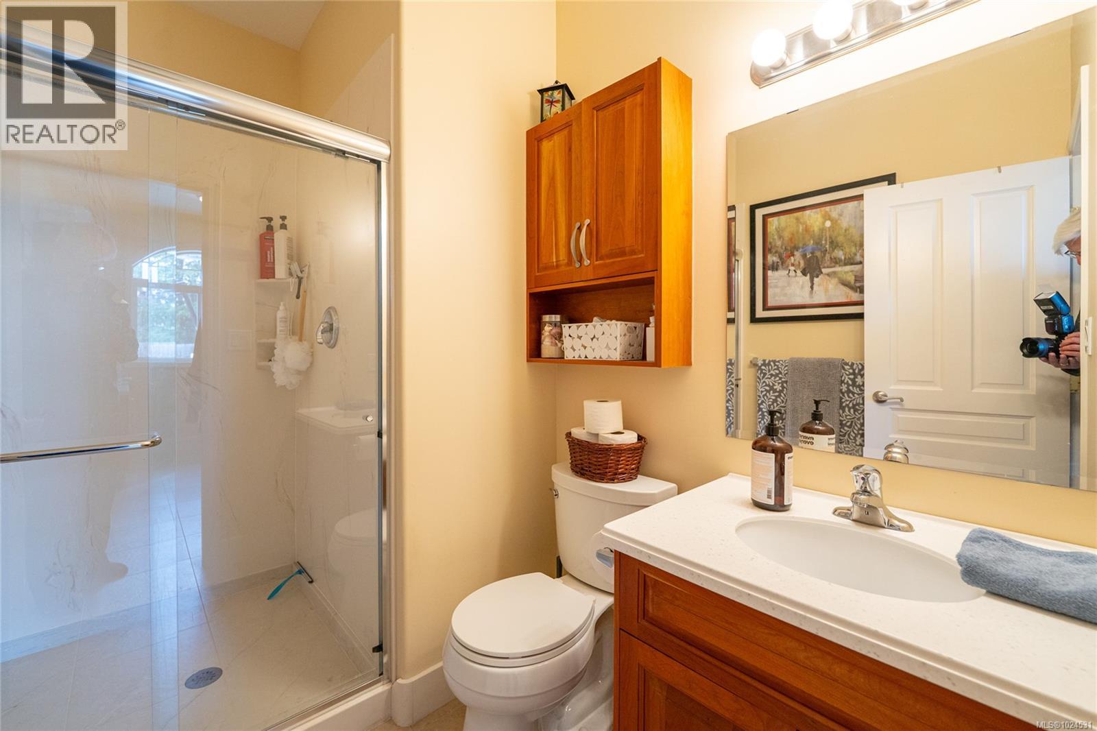 1185 Hutchinson Rd, Cobble Hill