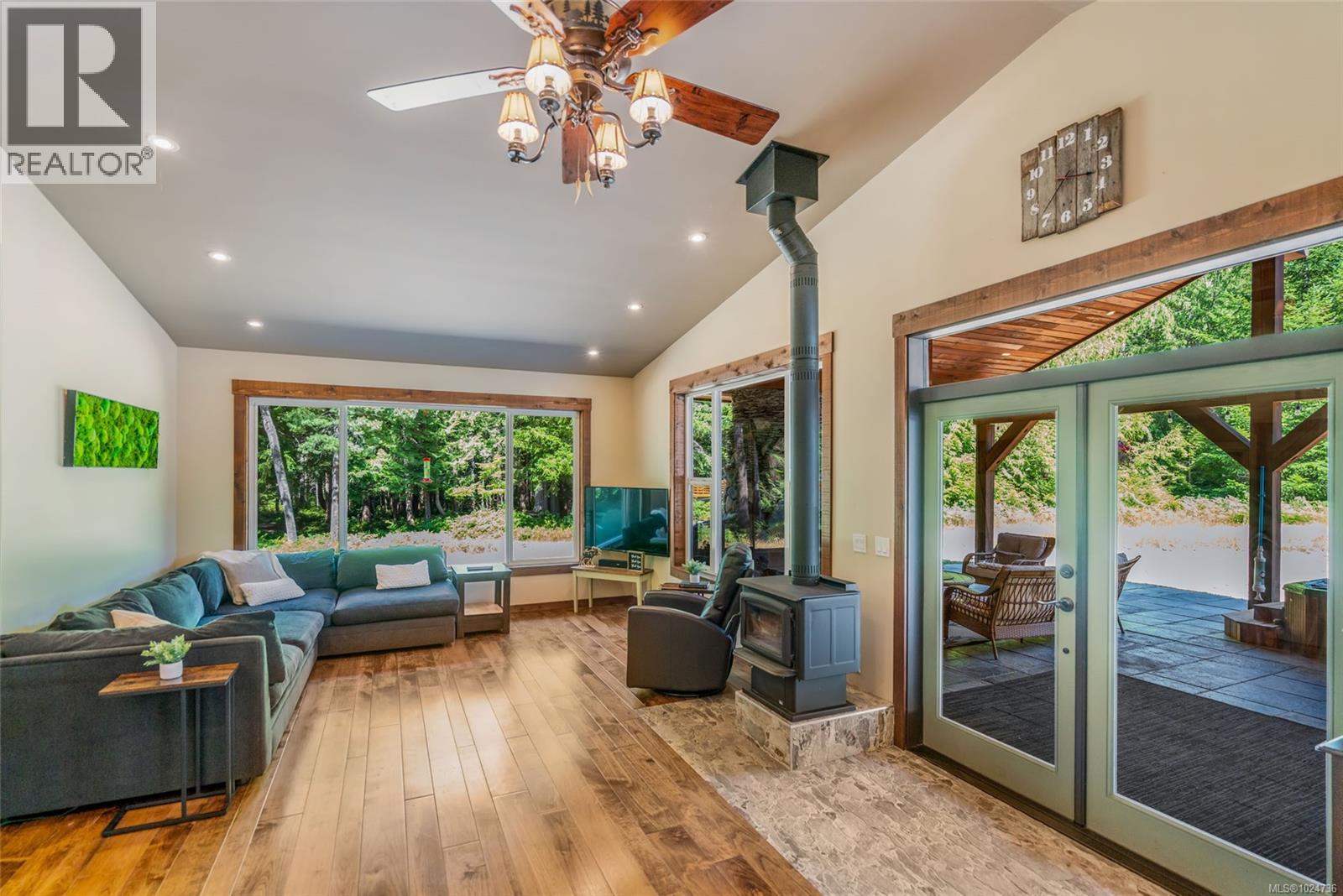 3005 Christie Rd, Qualicum Beach