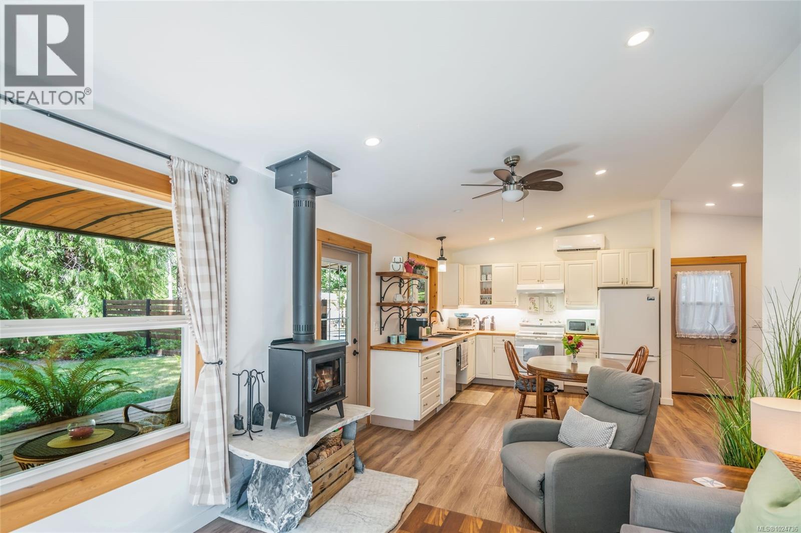 3005 Christie Rd, Qualicum Beach