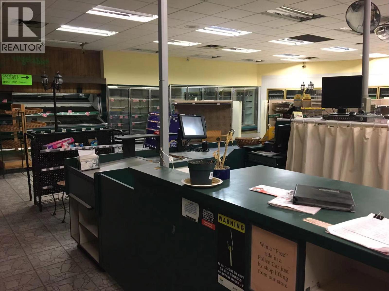  1900 32nd Street, Vernon