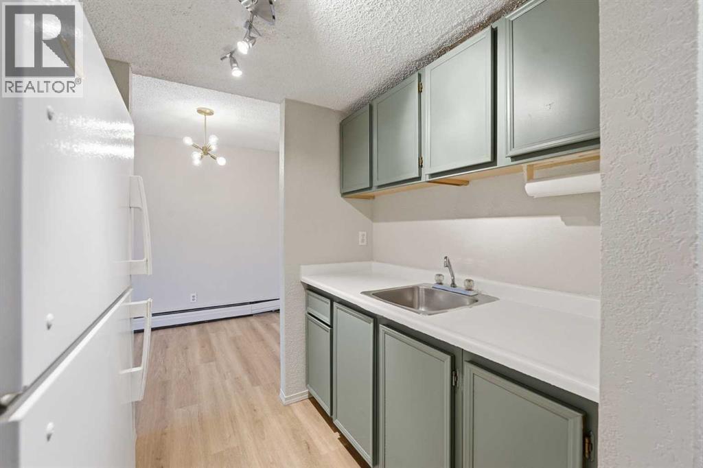 Single Family House for Sale in    Street SW Rosscarrock Calgary 