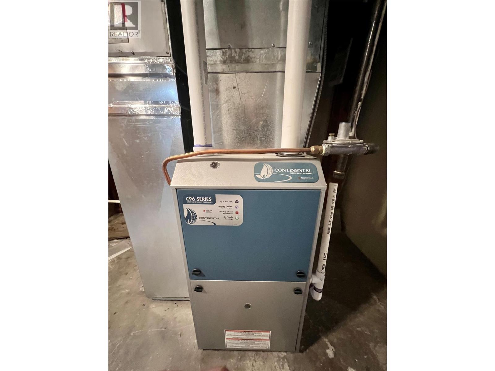 12914 Oyama Road, Lake Country