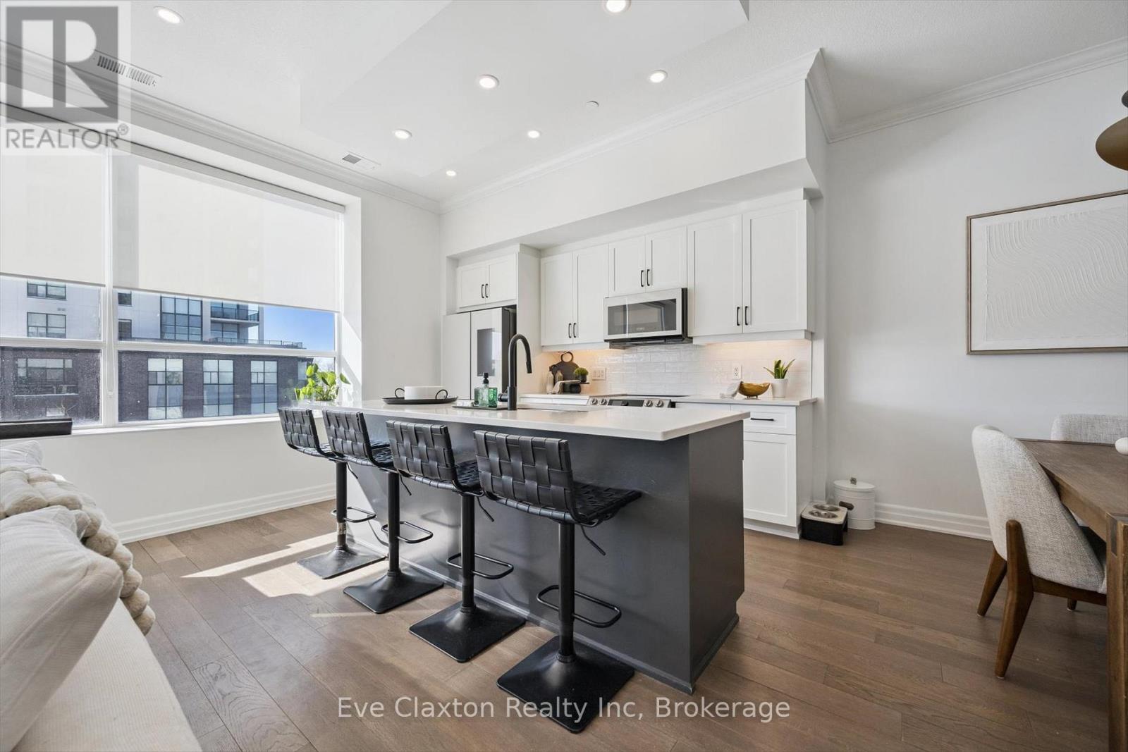 #204 1880 GORDON STREET - 9
