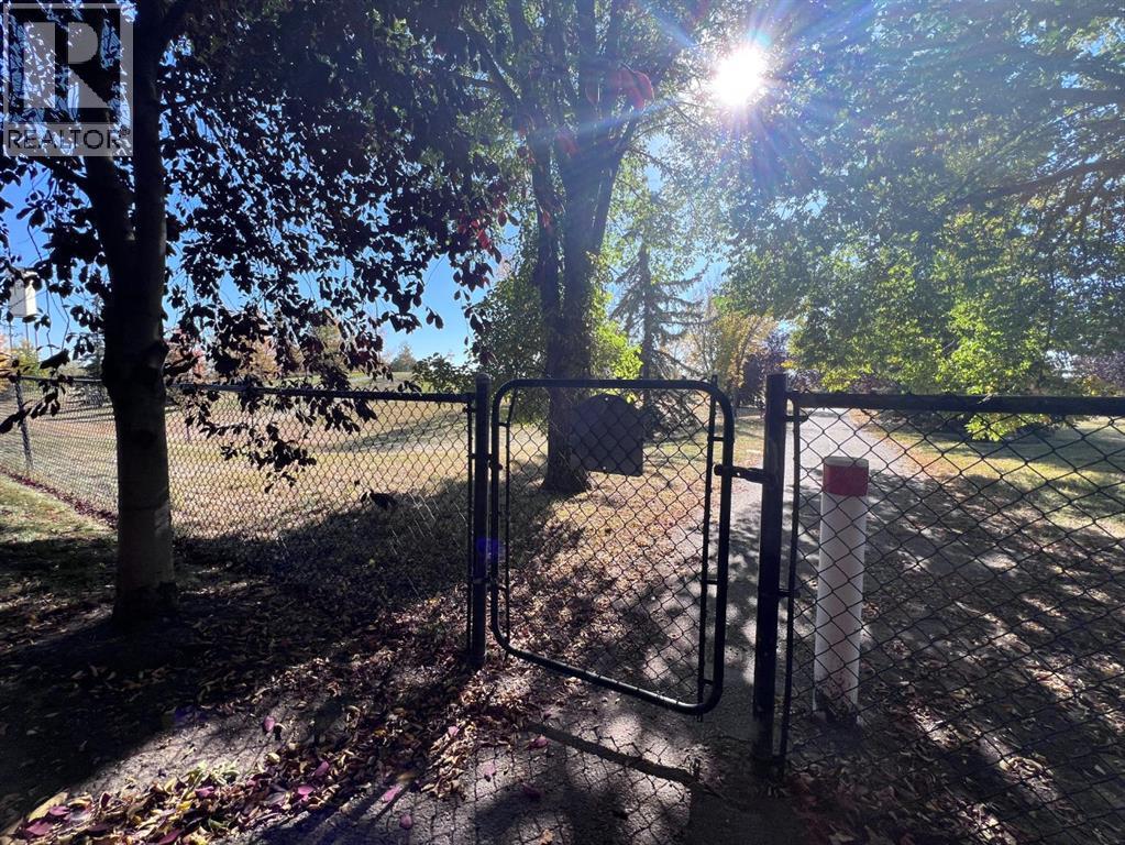 Single Family House for Sale in    Avenue SE Dover Calgary 