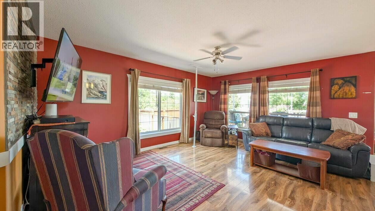 36 Pinewood Avenue, Cranbrook