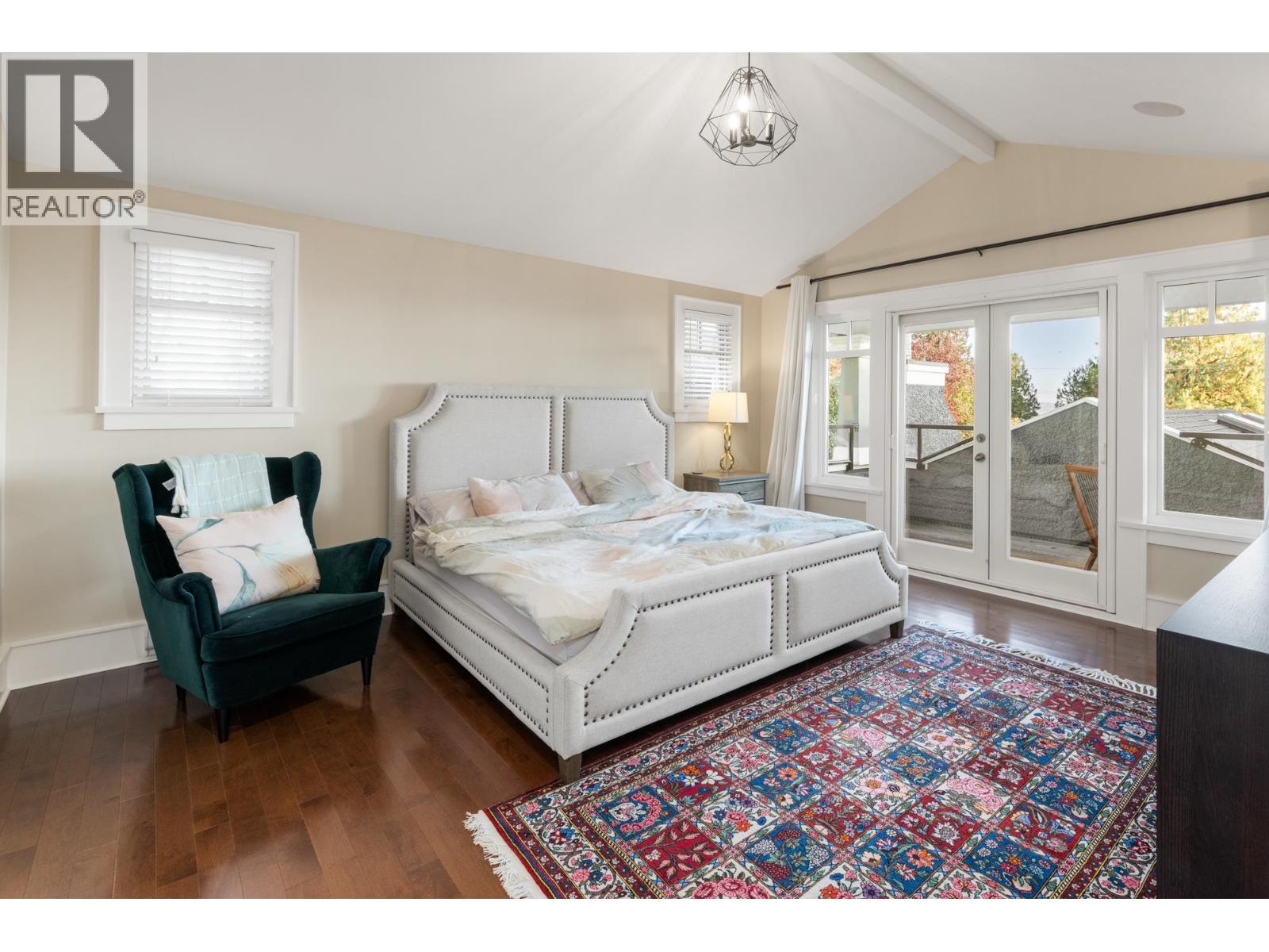 2623 LAWSON AVENUE, West Vancouver