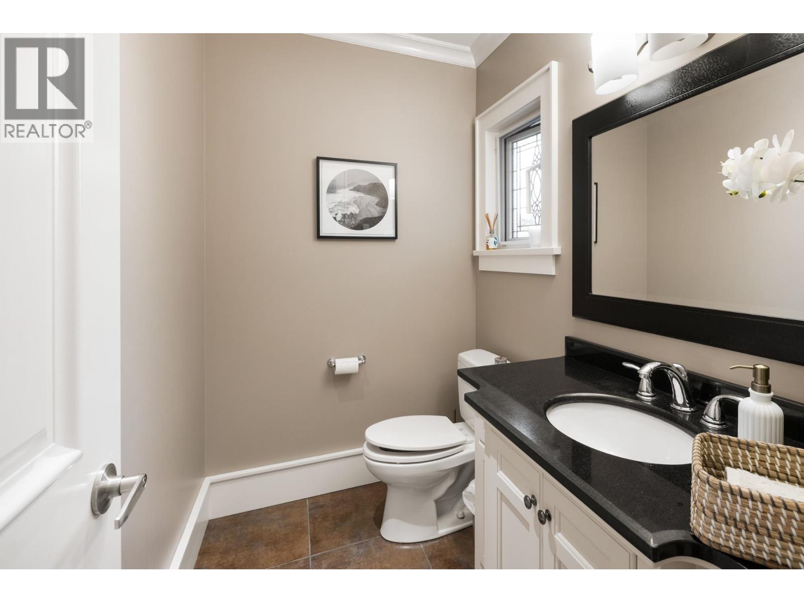 2623 LAWSON AVENUE, West Vancouver