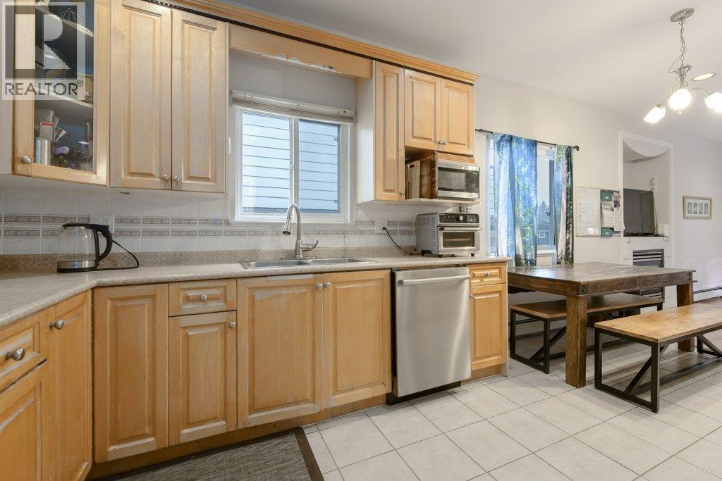 1598 MANNING AVENUE, Port Coquitlam