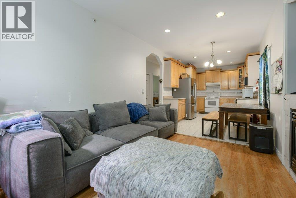 1598 MANNING AVENUE, Port Coquitlam