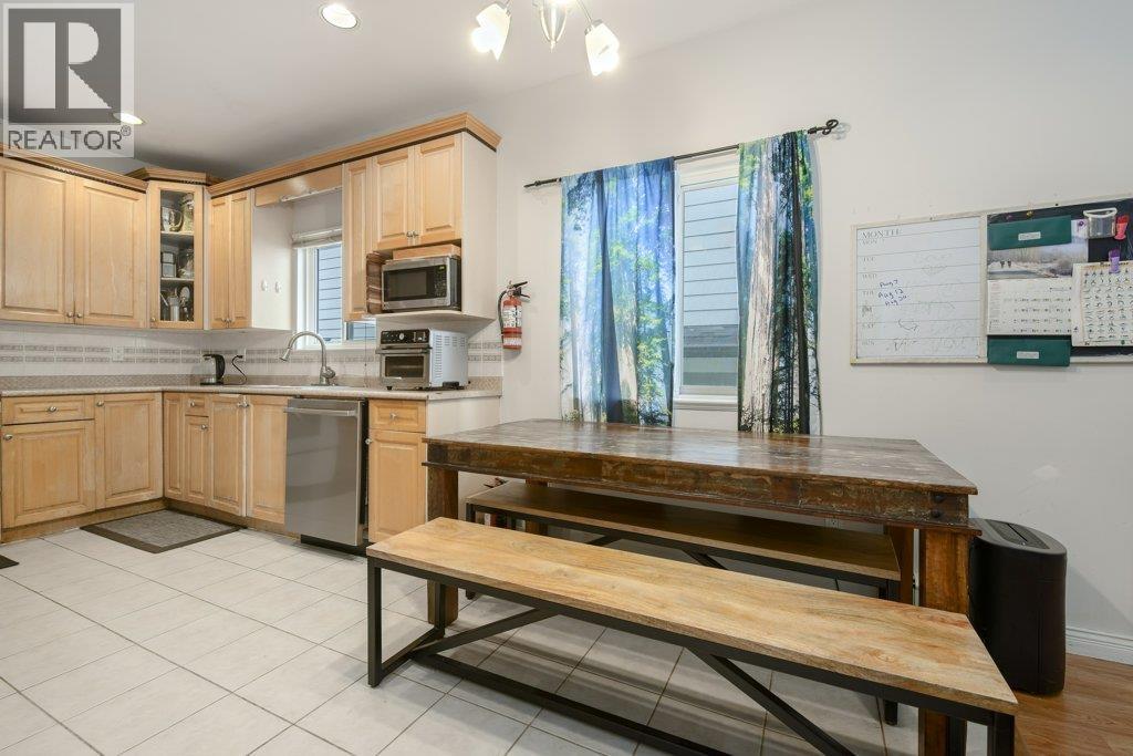 1598 MANNING AVENUE, Port Coquitlam