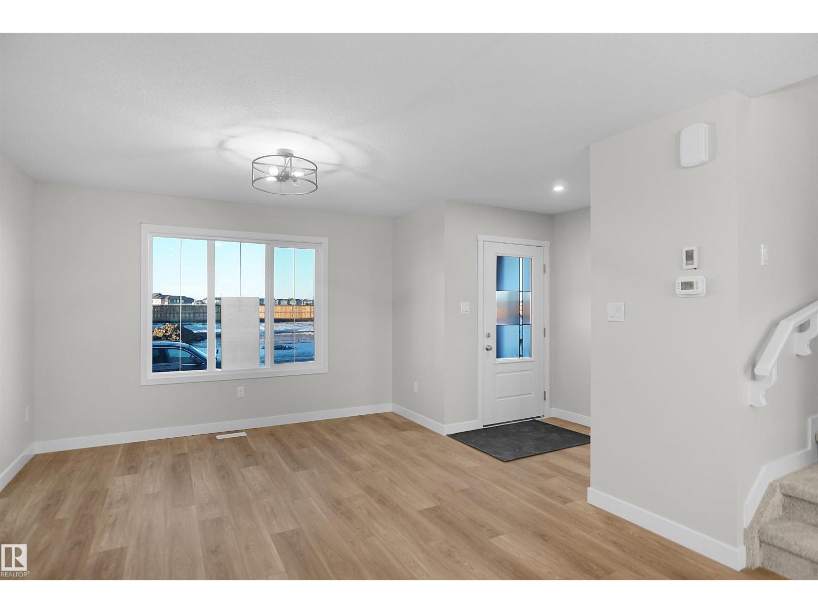 20919 16 AV NW, Edmonton