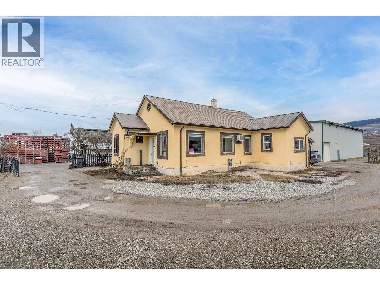  1685 Rutland Road North, Kelowna