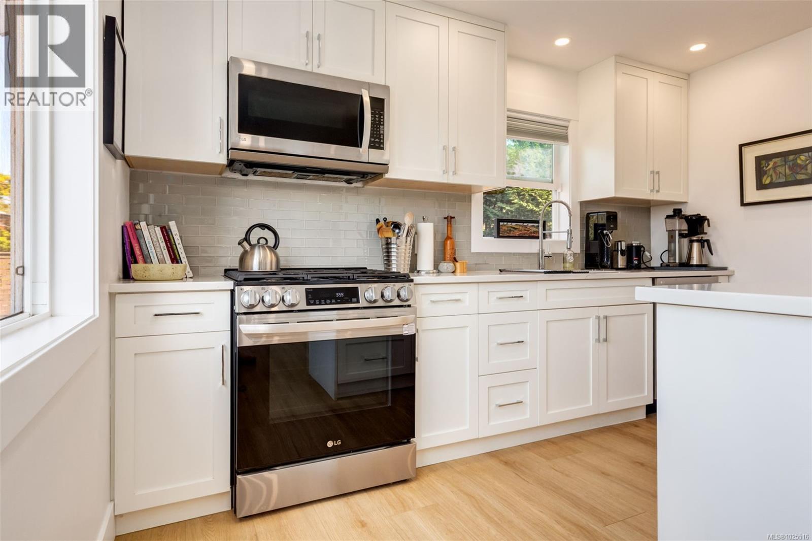 7902 Lantzville Rd, Lantzville