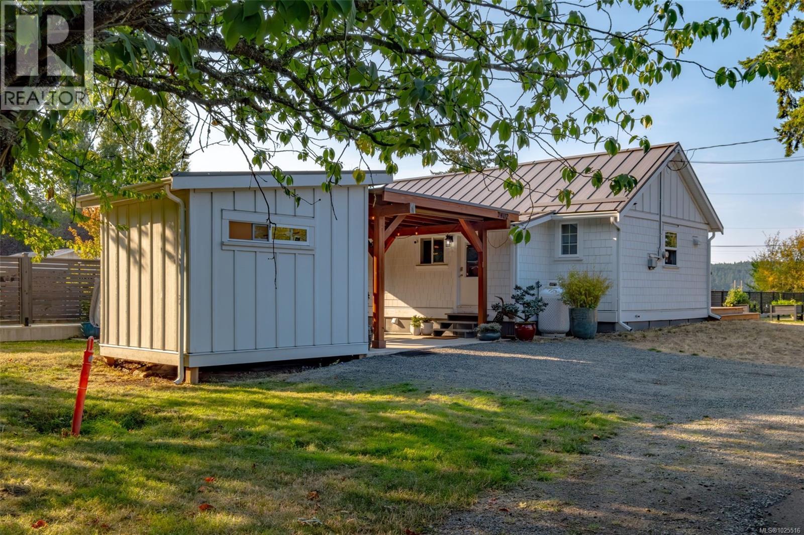 7902 Lantzville Rd, Lantzville