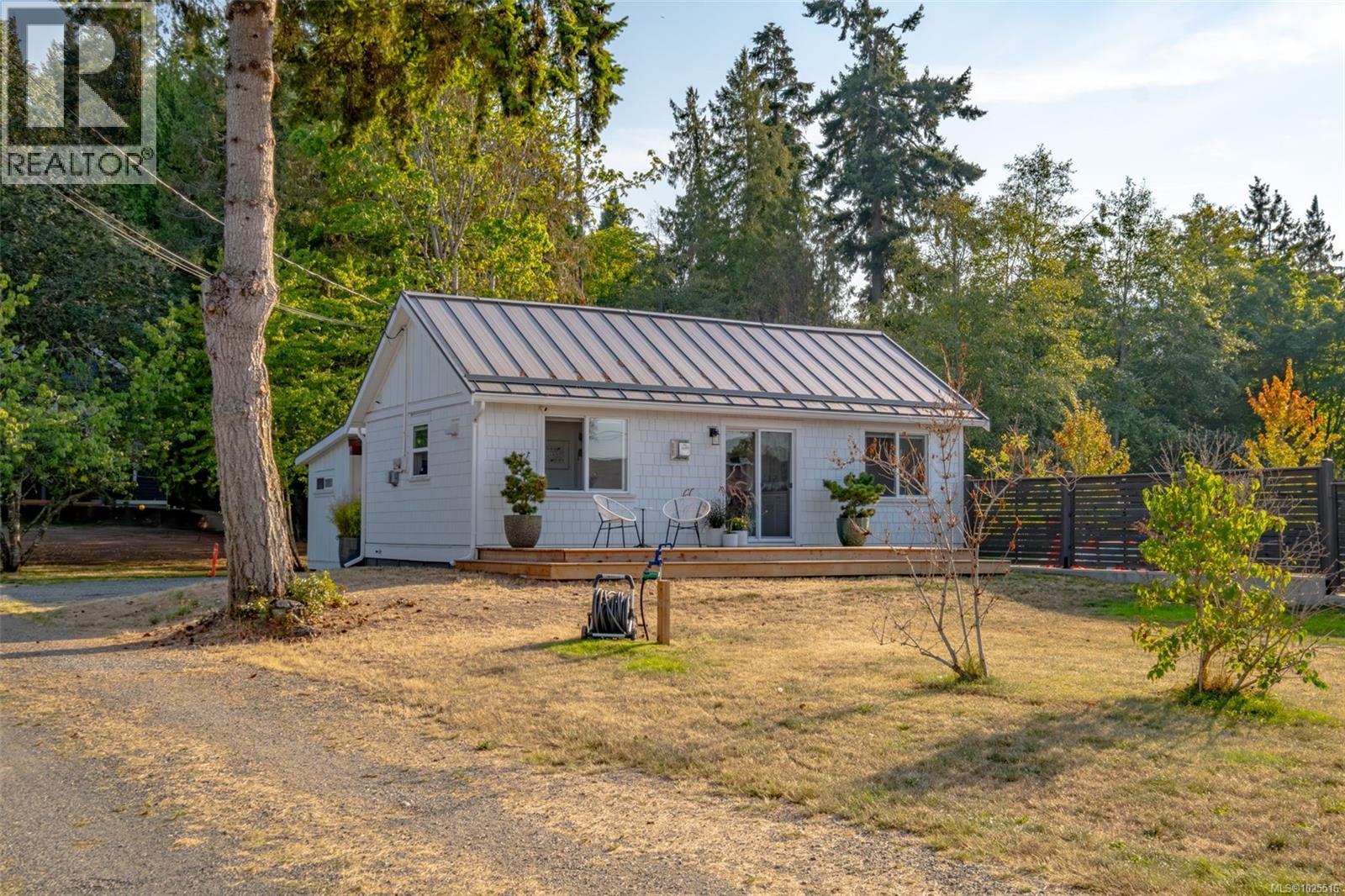 7902 Lantzville Rd, Lantzville