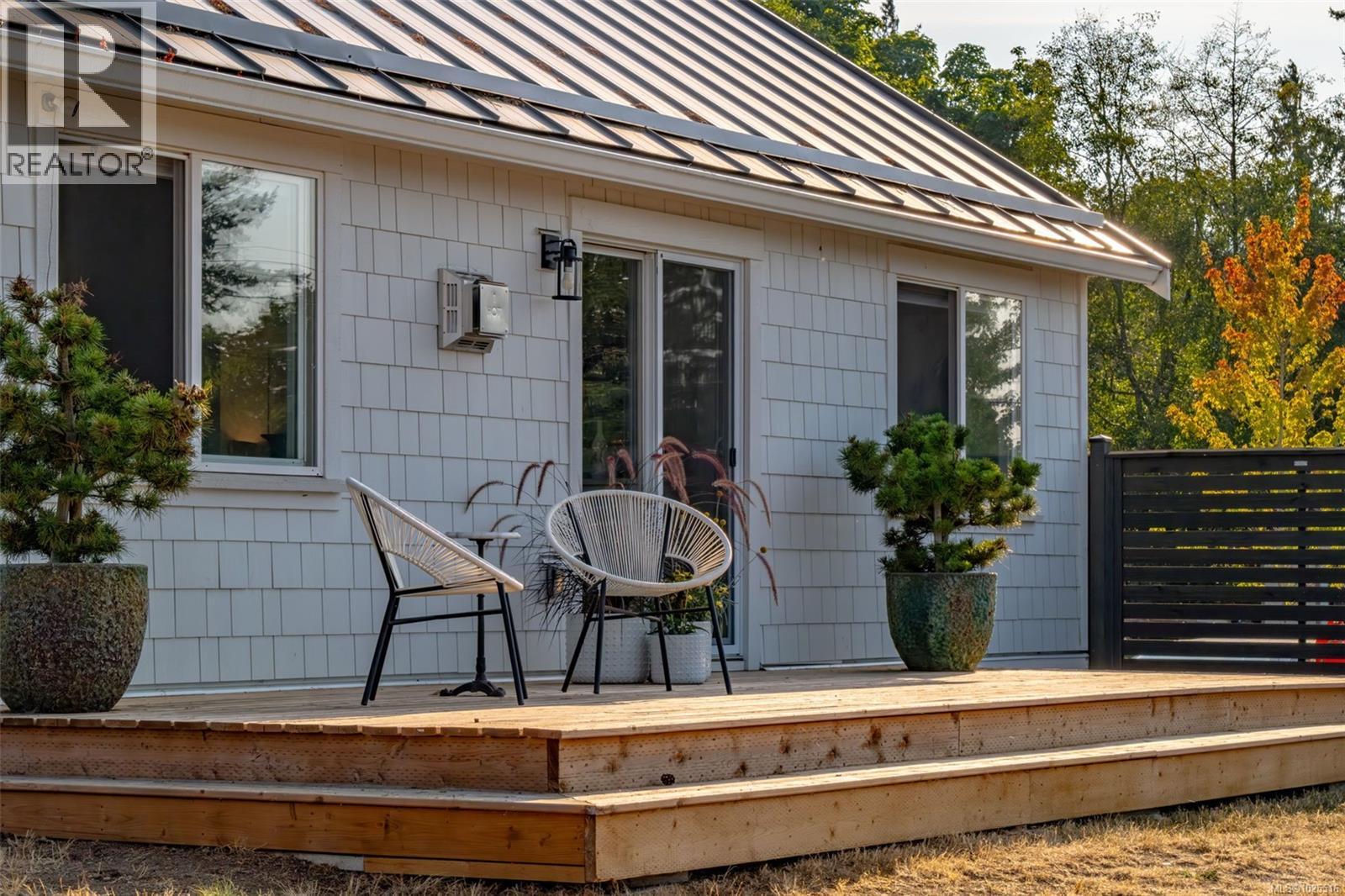 7902 Lantzville Rd, Lantzville