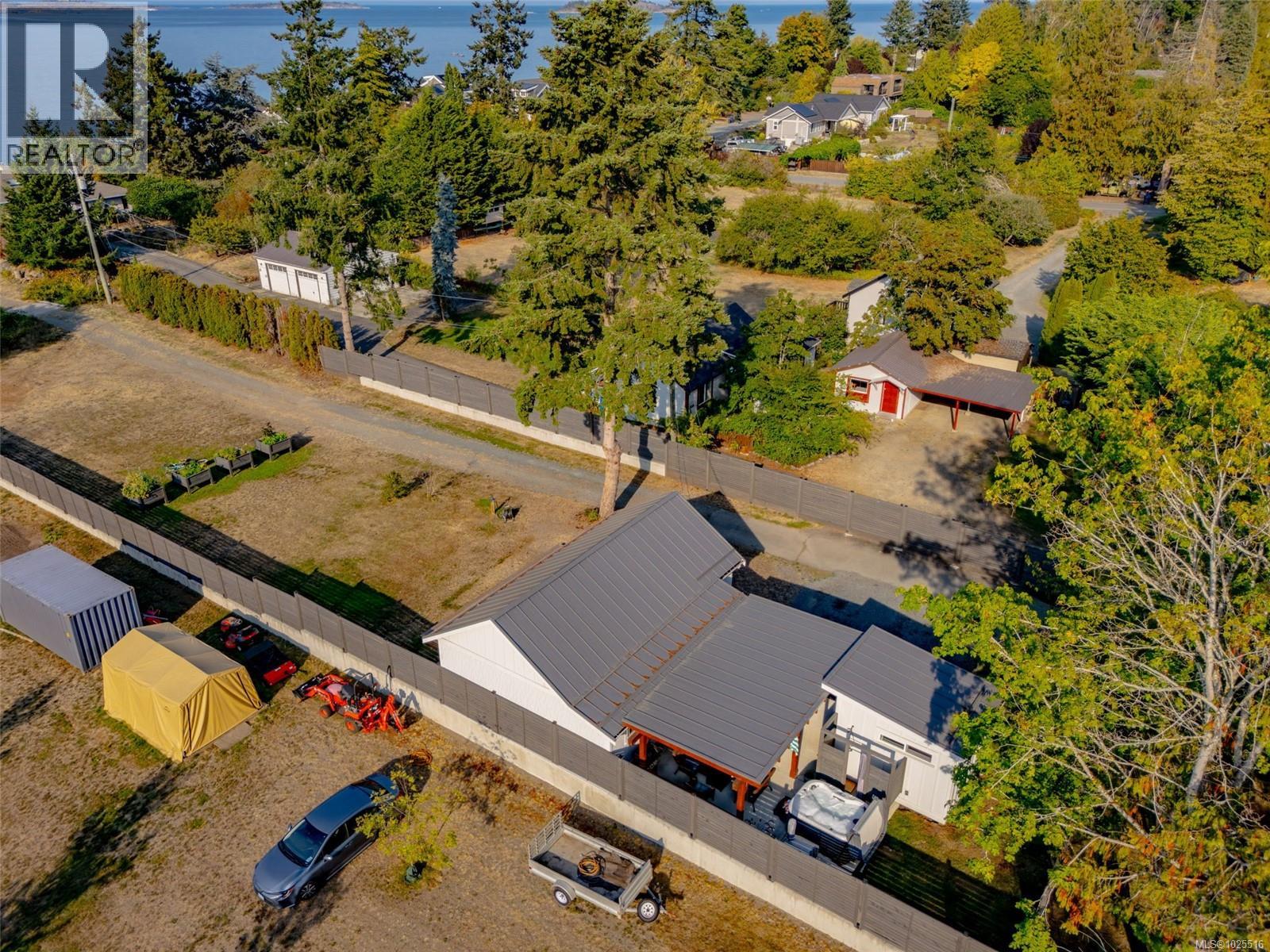 7902 Lantzville Rd, Lantzville