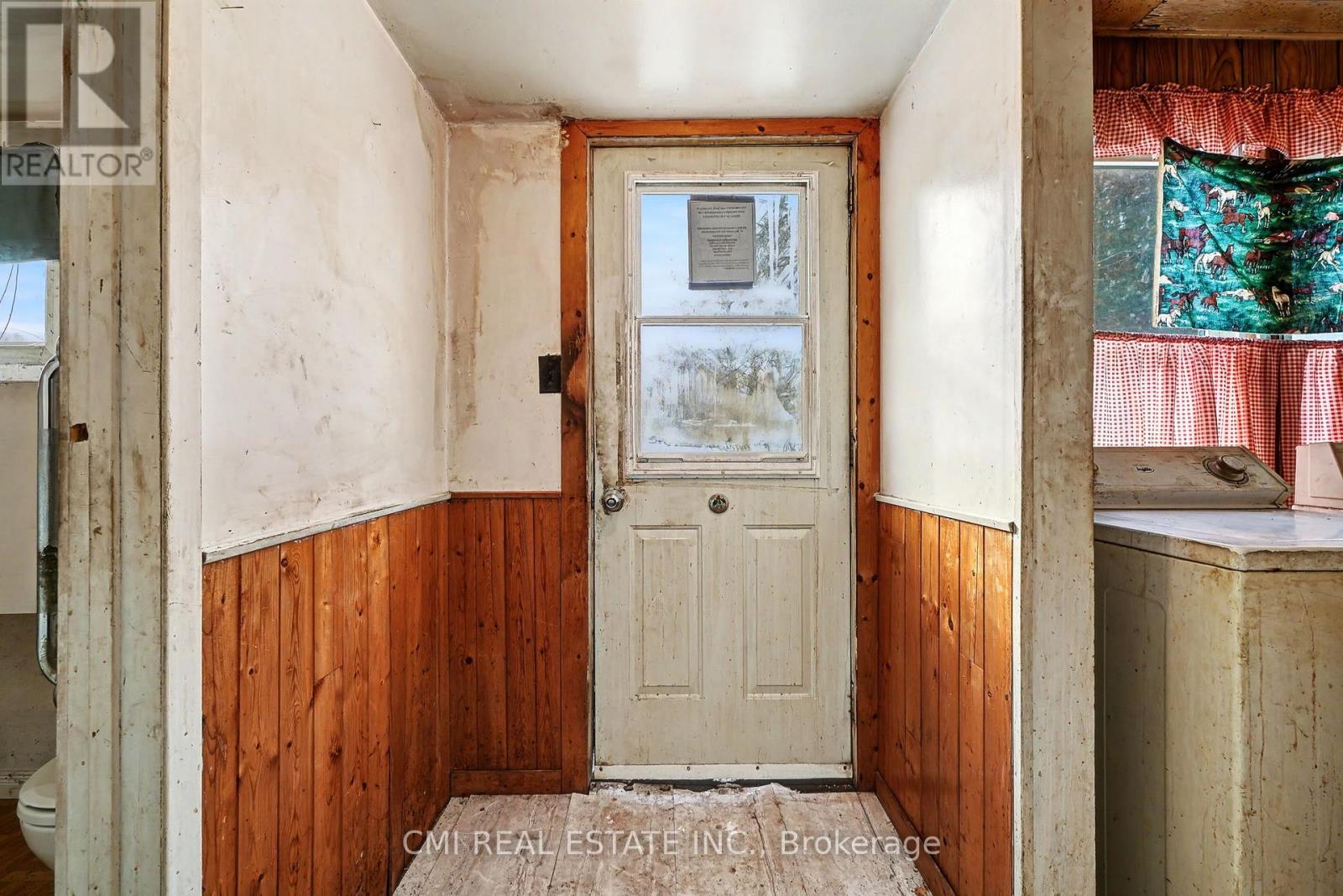 117 FOX STREET - 6
