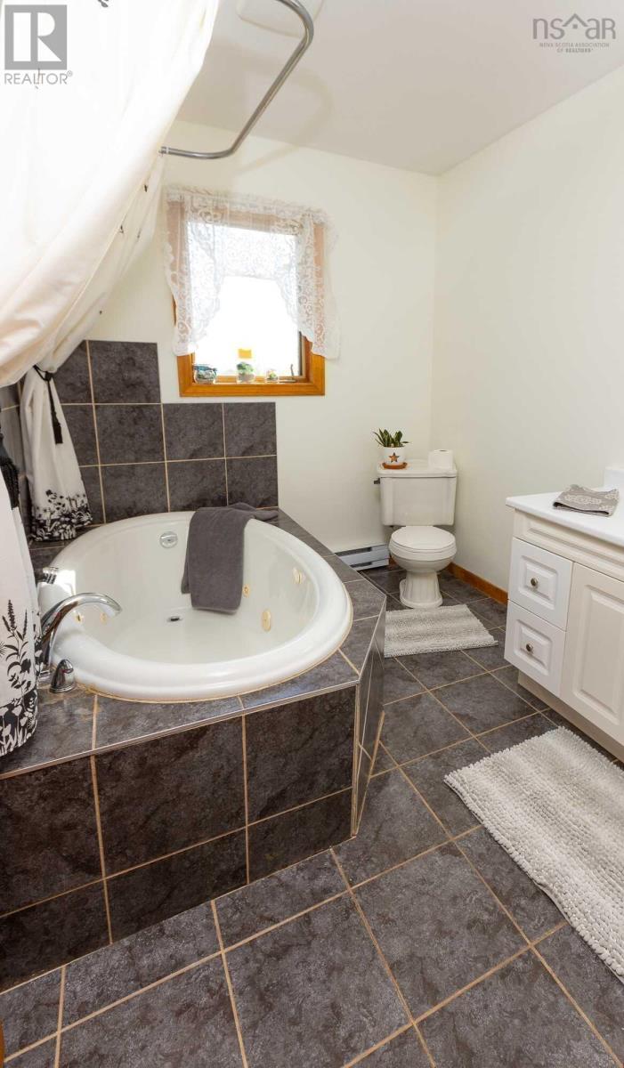 Property 10 of 21 of 5691 NS Trunk 3