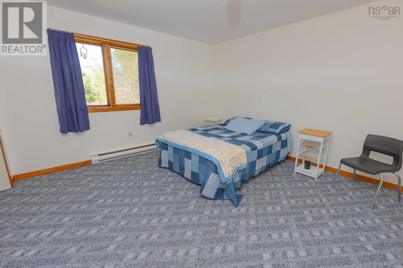 Property 13 of 21 of 5691 NS Trunk 3