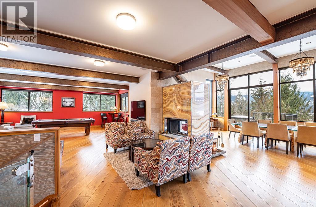 1944 Leidloff Road, Revelstoke