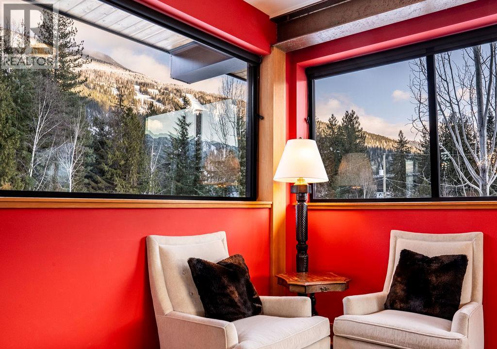 1944 Leidloff Road, Revelstoke